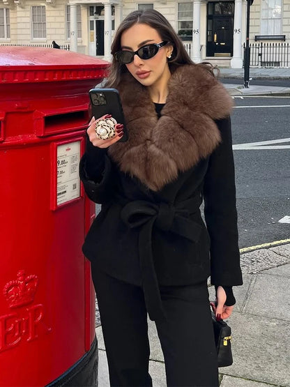 Women Fashion Faux Fur Woolen Coat.