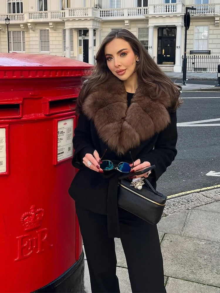 Women Fashion Faux Fur Woolen Coat.